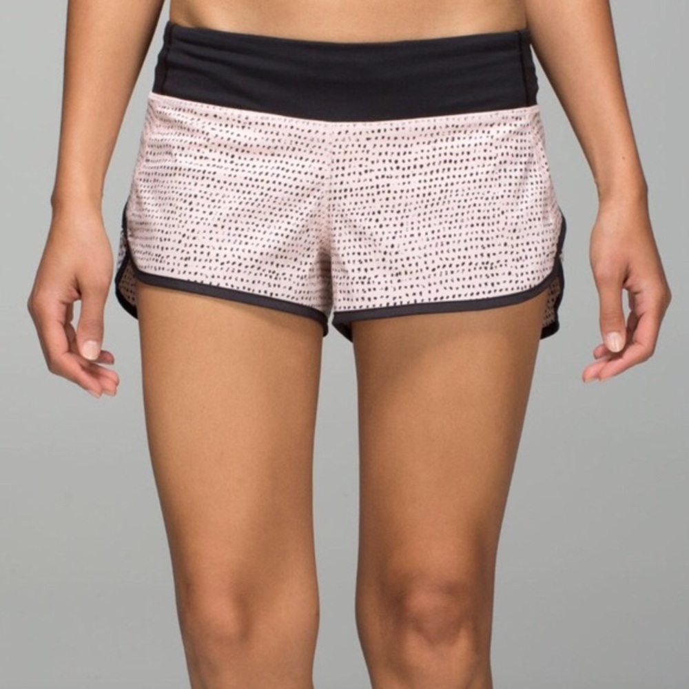 Lululemon Speed Shorts! Size 2